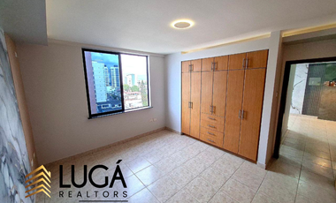 Suite con salida directa al mar en venta, sector playa Murciélago, cerca al Mall del Pacífico, Manta, Ecuador