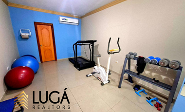 Suite con salida directa al mar en venta, sector playa Murciélago, cerca al Mall del Pacífico, Manta, Ecuador