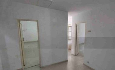 rumah hitung tanah minim renovasi taman surya 2 kalideres jakbar