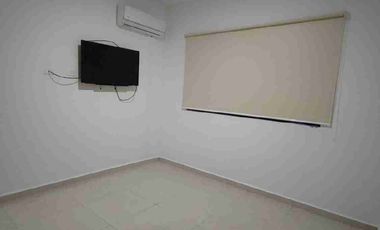 CASA EN RENTA DE 3 RECÁMARAS ZONA INDECO