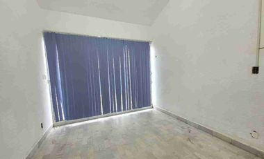 CASA EN RENTA EXCELENTE PARA OFICINA