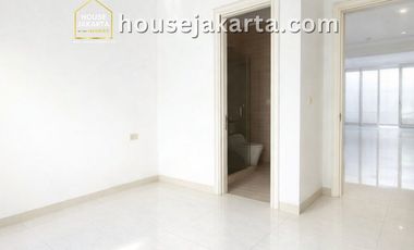 Rumah Cantik Minimalis area Cipete Jakarta Selatan