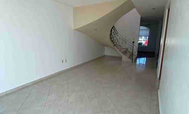 CASA EN RENTA EN METEPEC HACIENDA GUADALUPE