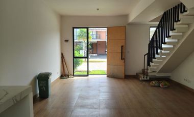 Rumah Rapih Siap SEWA di Cendana Peak Lippo Karawaci Utara
