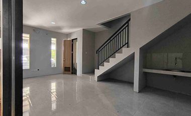 DIJUAL CEPAT RUMAH 3 LANTAI Z LIVING GRAND WISATA 4KT SHM