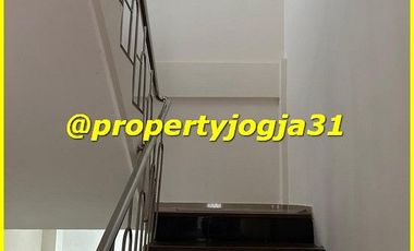 Rumah di Perum Wirosaban Jogja Kota Bonus Kitchenset