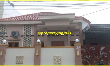 Rumah Full Furnish di Umbulharjo Jogja Terawat Siap Pakai