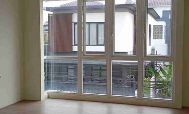 Dijual Rumah Baru di kelapa gading 4+1 KT
