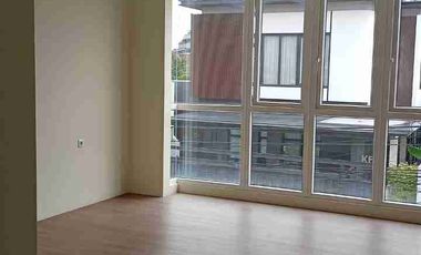 Dijual Rumah Baru di kelapa gading 4+1 KT