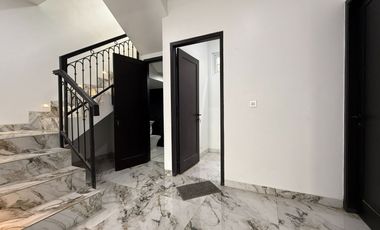 Rumah Affordable di Kawasan Premium JakartaSelatan Dekat Tol