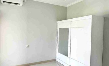 Rent Rmh 2Lt Baru Cluster One Gate Furnish A Yani Dkt Taman Kota,Gatsu