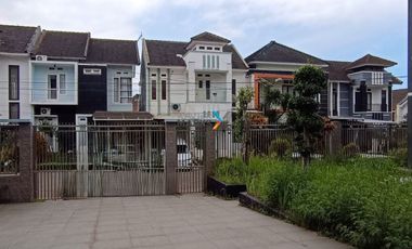 Dijual Rumah Villa di Daerah Jalan Abdul Gani, Batu Malang