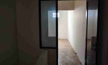 Di sewakan ruko 3 lantai di graha raya