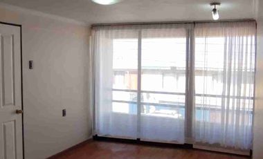 Vendo Hermosa Casa Sólida, Regularizada, 4dormitorios 2baños 2Estacionamientos.