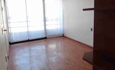 Vendo Hermosa Casa Sólida, Regularizada, 4dormitorios 2baños 2Estacionamientos.