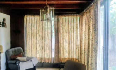 Se vende casa con 800 m² de terreno, a pasos del centro de Talca