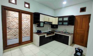 Jual Rumah Bagus Terawat di Batununggal Estate Bandung