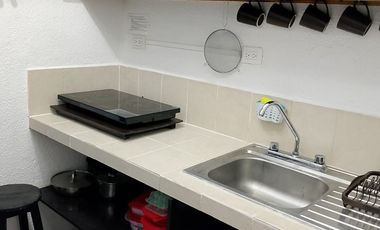 DEPARTAMENTO EN RENTA AMUEBLADO Y EQUIPADO EN MERIDA YUCATAN, ZONA FRANCISCO DE MONTEJO, MUY CERCA DE PLAZA HARBOR LEAFTSTYLE MALL, SUPER CENTRICO
