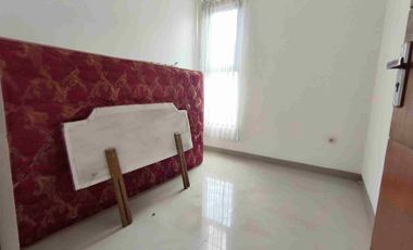 Rumah 2 lantai siap huni di komplek Cipamokolan bebas banjir