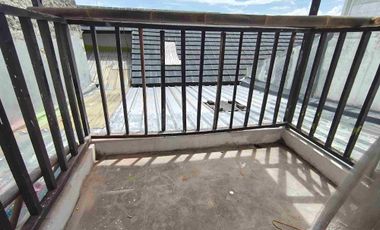 Rumah 2 lantai siap huni di komplek Cipamokolan bebas banjir