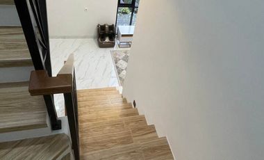 526. Murah Jual Cepat Rumah 3 Lantai di Cipedak Srengseng sawah Jagakarsa Jakarta Selatan -  Modern Rooftop Garden & Kolam Renang Pribadi