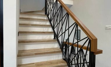 526. Murah Jual Cepat Rumah 3 Lantai di Cipedak Srengseng sawah Jagakarsa Jakarta Selatan -  Modern Rooftop Garden & Kolam Renang Pribadi