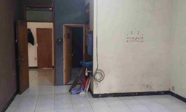 Rumah Terawat Mainroad Antapani Kota Bandung cocok untuk usaha