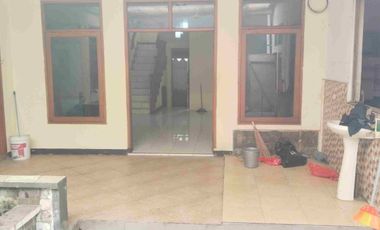 Rumah Terawat Mainroad Antapani Kota Bandung cocok untuk usaha