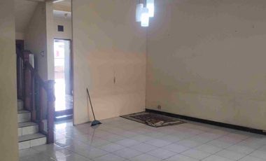 Rumah Terawat Mainroad Antapani Kota Bandung cocok untuk usaha