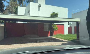 renta casa El Pirul