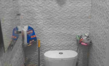 Di Jual Rumah Bagus  3 Lantai 3 kamar Tidur Lokasi Di Bintara Jaya Bekasi Barat