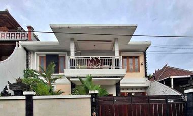 Rumah minimalis 5 Kamar dengan Jalan Lebar