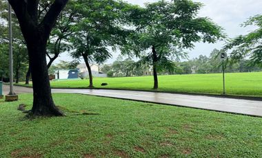 COMMERCIAL LAND ON LIPPO MAIN STREET FOR SCHOOLS, OFFICES, RESTAURANTS