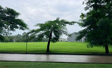 COMMERCIAL LAND ON LIPPO MAIN STREET FOR SCHOOLS, OFFICES, RESTAURANTS