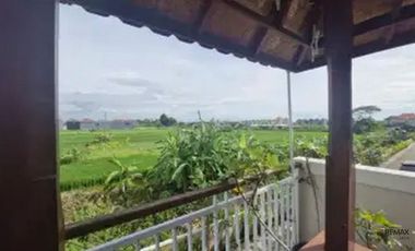 Rumah Cantik 2 Lantai Dijual, di Kesiman Denpasar Timur Area