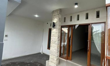 Jual Rumah Lantai 1  Lokasi Jln Siulan  Penatih Denpasar Timur Bali. Dekat Ke Tohpati, Trengguli, Gatsu Timur, Living Mall,