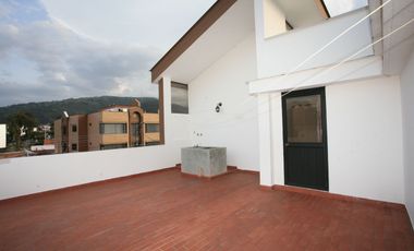 Departamento con Amplias Terrazas y Vista Espectacular en La Primavera