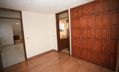 Departamento con Amplias Terrazas y Vista Espectacular en La Primavera