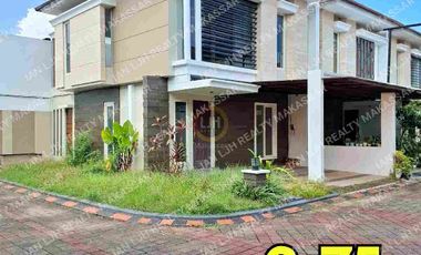 RUMAH MEWAH SIAP HUNI. SUDUT FURNISH & FREE AC. TIPE 173M². 4+1 KAMAR TIDUR.