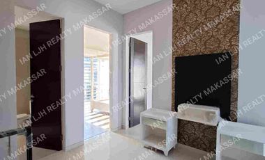 RUMAH MEWAH SIAP HUNI. SUDUT FURNISH & FREE AC. TIPE 173M². 4+1 KAMAR TIDUR.