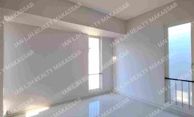 RUMAH MEWAH SIAP HUNI. SUDUT FURNISH & FREE AC. TIPE 173M². 4+1 KAMAR TIDUR.