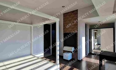 RUMAH MEWAH SIAP HUNI. SUDUT FURNISH & FREE AC. TIPE 173M². 4+1 KAMAR TIDUR.
