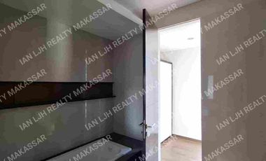 RUMAH MEWAH SIAP HUNI. SUDUT FURNISH & FREE AC. TIPE 173M². 4+1 KAMAR TIDUR.