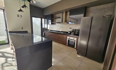 Casa AMUEBLADA EN RENTA, fraccionamiento Lomas Punta del Este (zona sur), León, Guanajuato