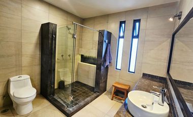 Casa AMUEBLADA EN RENTA, fraccionamiento Lomas Punta del Este (zona sur), León, Guanajuato