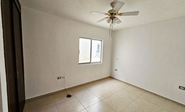 Casa EN RENTA, fraccionamiento Jardines del Moral (zona norte), León, Guanajuato.