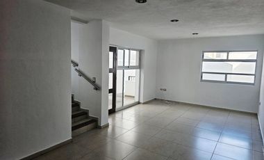 Casa EN RENTA, fraccionamiento Jardines del Moral (zona norte), León, Guanajuato.