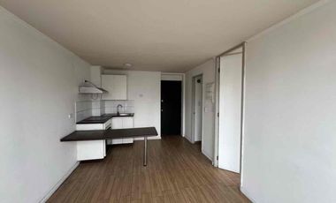 Arriendo departamento 1D 1B con estacionamiento a pasos metro ecuador