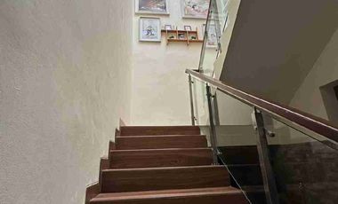 Rumah Mewah Minimalis 2 Lantai di Perumahan Cluster Argomulyo Salatiga