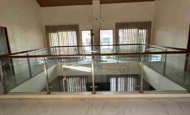 Rumah Mewah Minimalis 2 Lantai di Perumahan Cluster Argomulyo Salatiga